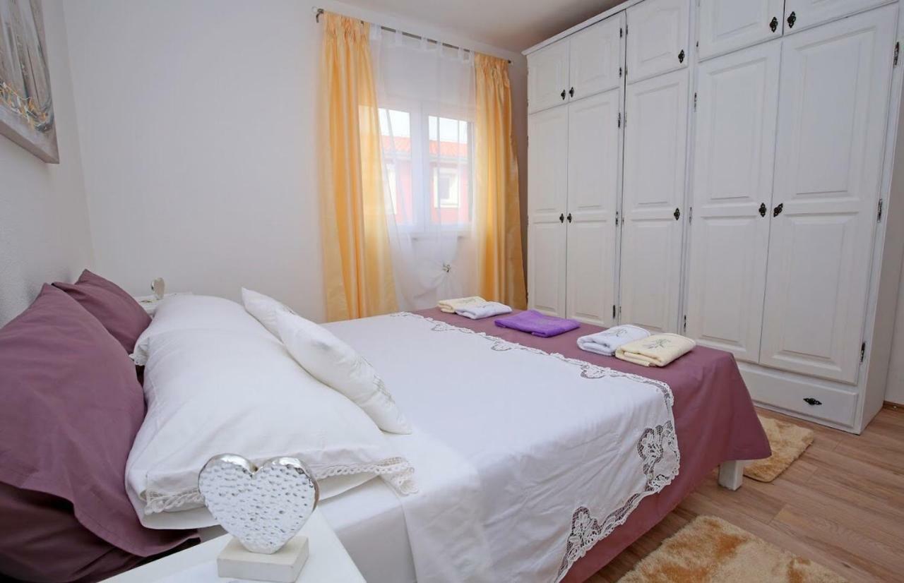 Luciano Apartman Mravince Kültér fotó