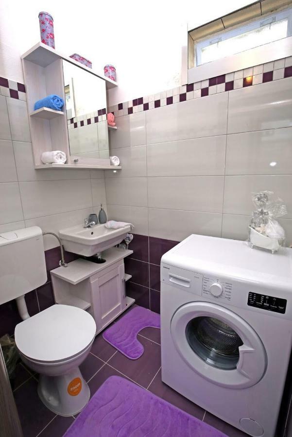 Luciano Apartman Mravince Kültér fotó